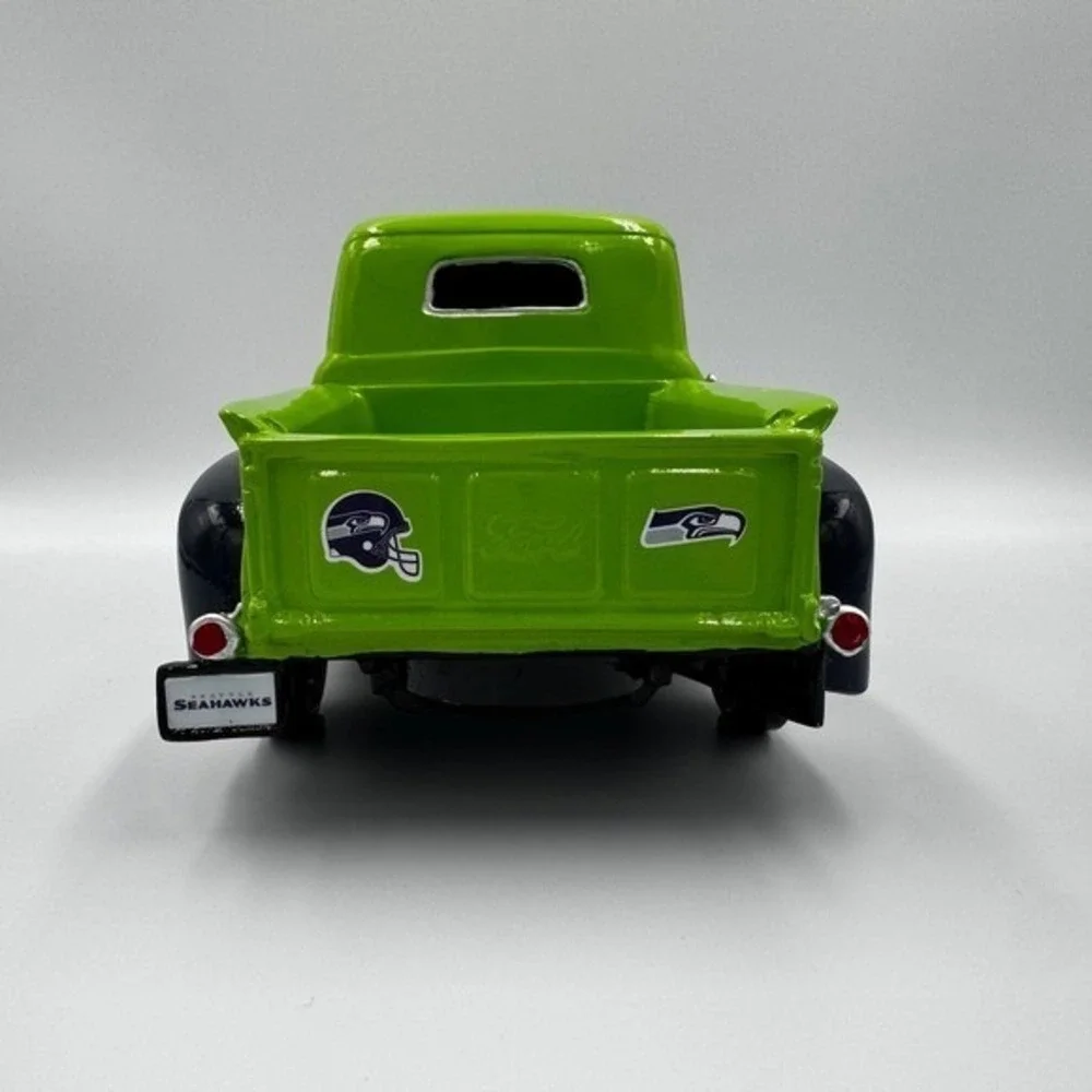 Limited Ed. Hamilton Collection SeattleSeahawks 1948 Ford Pickup Truck Sculpture